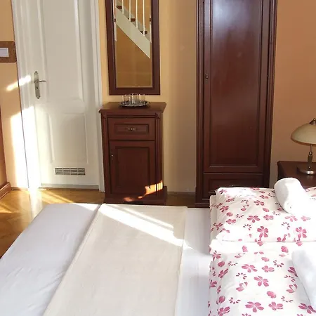 Guest house Peterfia Panzio
