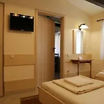 Affittacamere Péterfia Panzió 3*