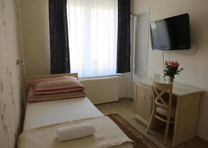 Peterfia Panzio 게스트하우스