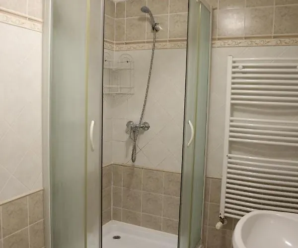 Peterfia Panzio 3* Debrecen